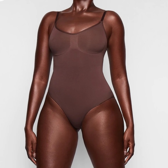 SKIMS Intimates & Sleepwear Skims Sculpting Bodysuit With Snaps